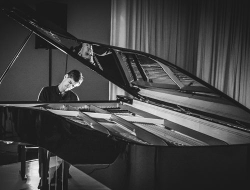 AXIM UTEMO BLA DOLOREM NUSA VELIGENDAE EATEMPOR